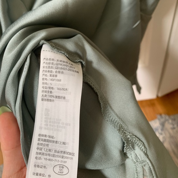 Abercrombie light blue silk tank top - Picture 6 of 6